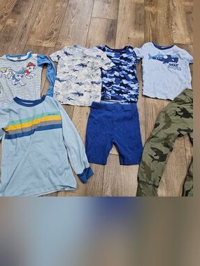 7 Piece Pajama Lot Boys 5/6/7 5 Shirts 1 Pants 1 Shorts Summer Blue Sharks